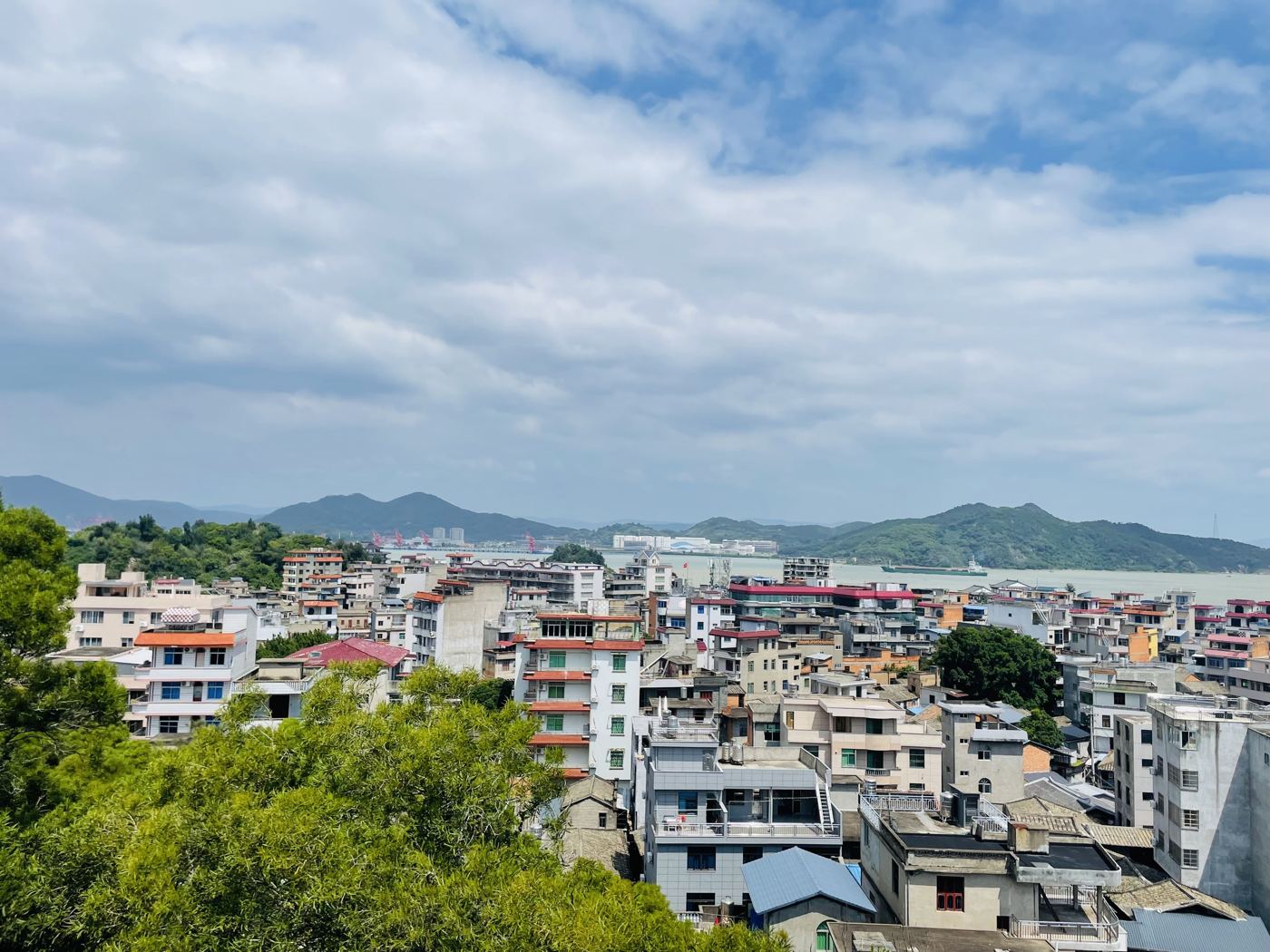 山顶俯瞰琅岐镇
